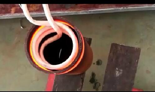 鋼管內孔蜜桃视频在线免费观看